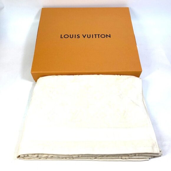 LOUIS VUITTON M77516 Monogram Dora du Bain LV Vacation Beach towel bath towel - Picture 1 of 14